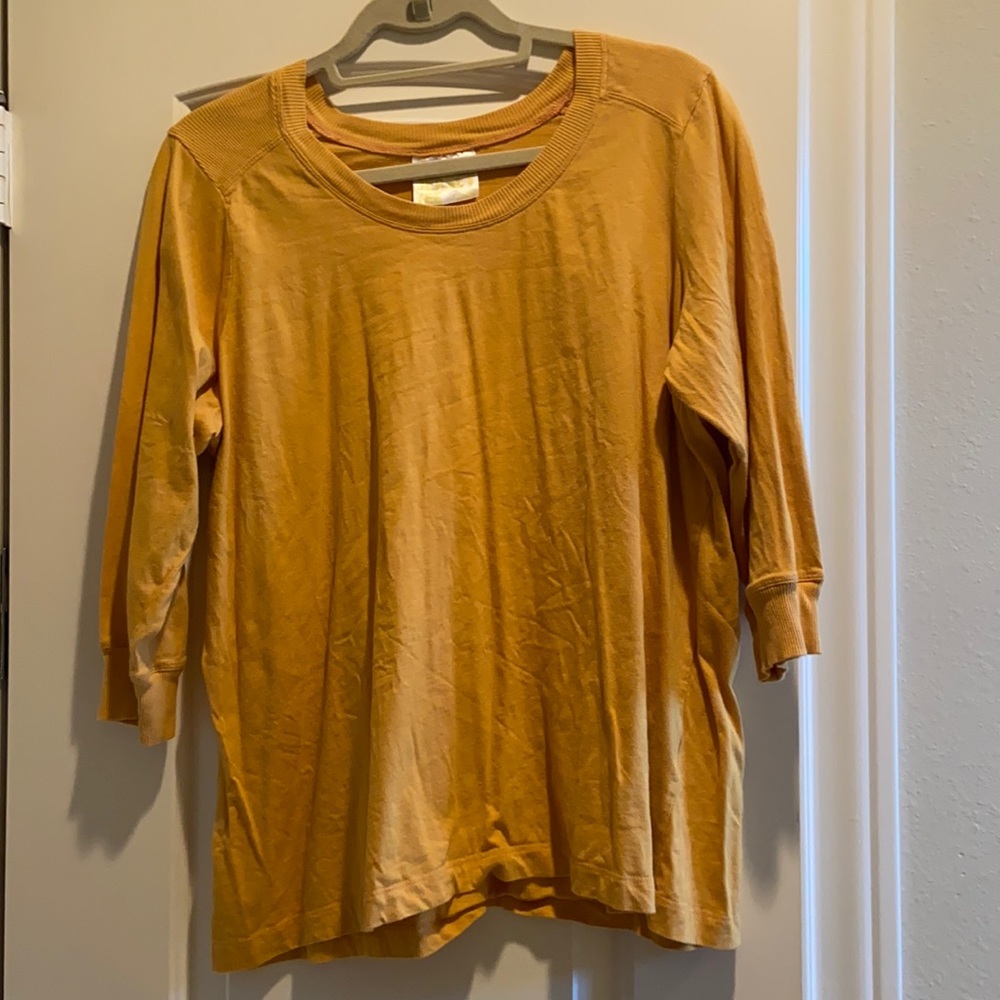 18/20 yellow long sleeve tee